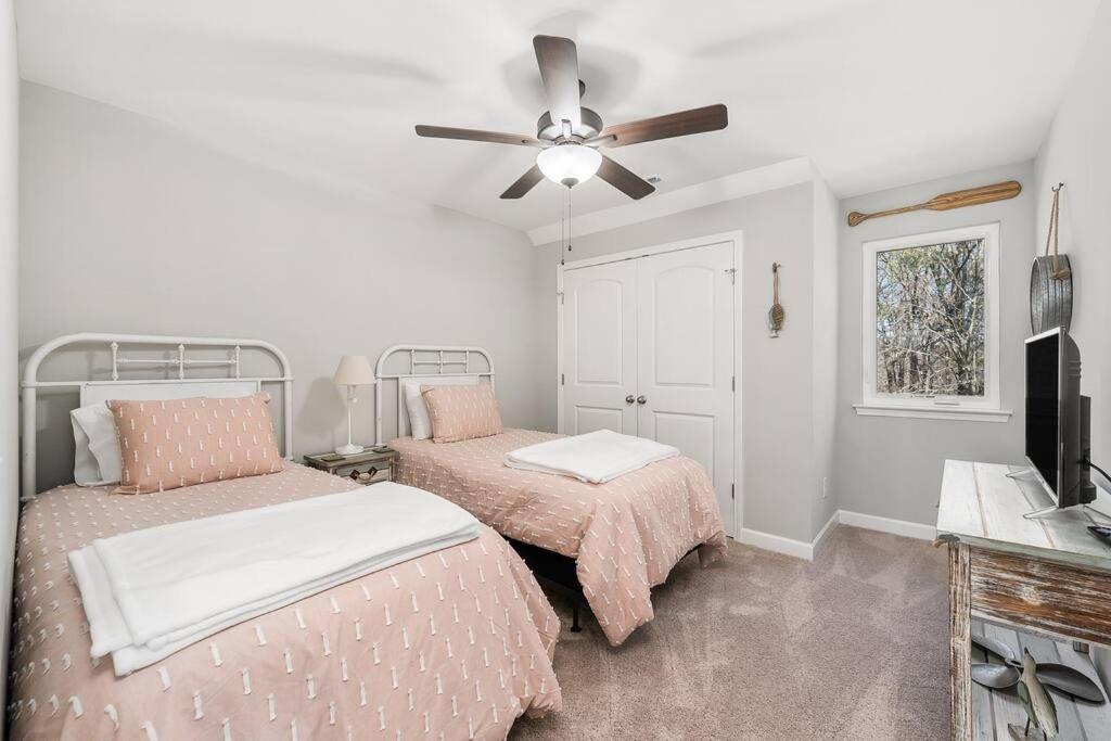 Beautiful Home With Lake And Marina Access, Firepit, Golf Cart Included Estill Springs Exterior foto